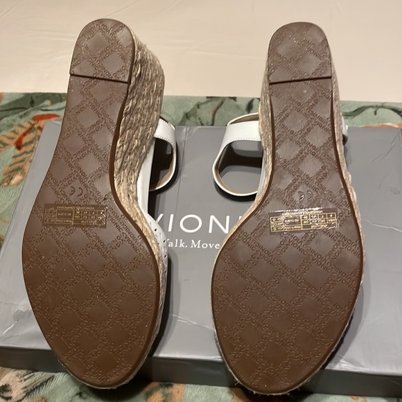 Vionic Wedge Sandals - Picture 3 of 3